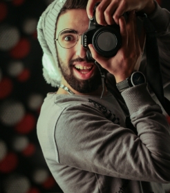 Photo