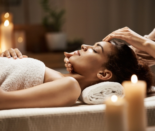 /sites/default/files/2022-10/attractive-african-woman-enjoying-face-massage-spa-salon-min%402x.jpg